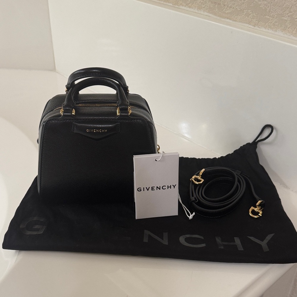 Givenchy Antigona Cube Nano Bag